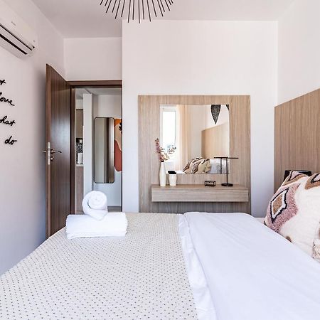 Made With Love 1-Br Apt By Finikoudes Beach Larnaca Extérieur photo