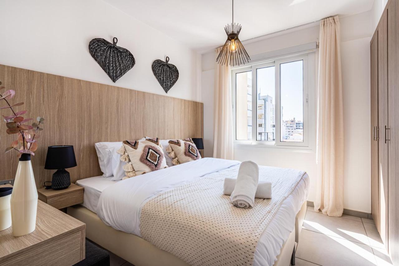 Made With Love 1-Br Apt By Finikoudes Beach Larnaca Extérieur photo